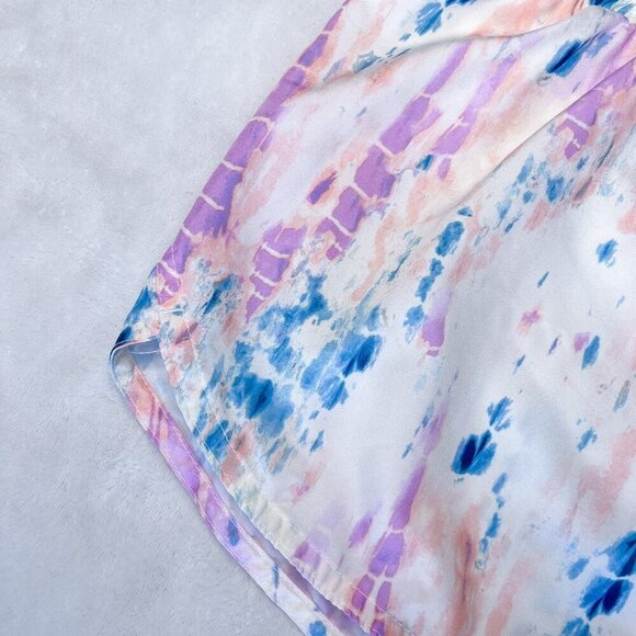 Women’s Old Navy Active Run Shorts | White Tie Dye | Dolphin Hem | Size Medium - Picture 5 of 13